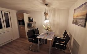 Mansarde Ferienwohnung - Modern - Zentral - Paytv